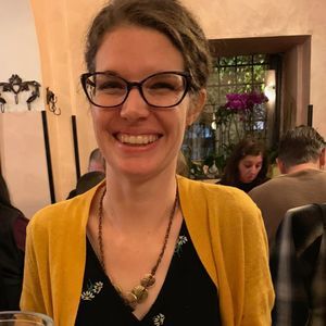 Meet your Posher, Carrie